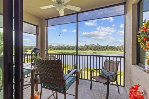 Condo in Bradenton, Florida, 2 bedrooms in LAKEWOOD NATIONAL № 2237598 - photo 28