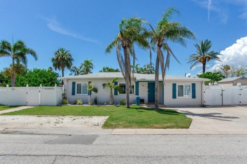 Casa en alquiler en Madeira Beach, Florida, 3 dormitorios, 95.88 m2 № 1847977 - foto 7