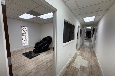 Propiedad comercial en alquiler en Orlando, Florida № 2277908 - foto 3