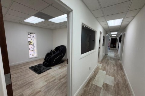 Propiedad comercial en alquiler en Orlando, Florida № 2277908 - foto 4