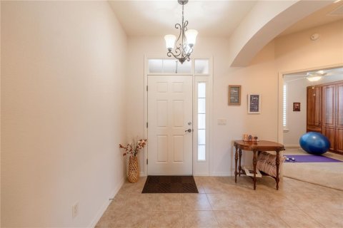 House in The Villages, Florida 3 bedrooms, 192.77 sq.m. № 2227963 - photo 11