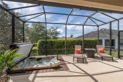 House in The Villages, Florida 3 bedrooms, 192.77 sq.m. № 2227963 - photo 2