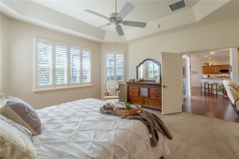 House in The Villages, Florida 3 bedrooms, 192.77 sq.m. № 2227963 - photo 23