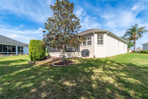 House in The Villages, Florida 3 bedrooms, 192.77 sq.m. № 2227963 - photo 5