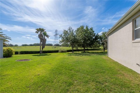 House in The Villages, Florida 3 bedrooms, 192.77 sq.m. № 2227963 - photo 3