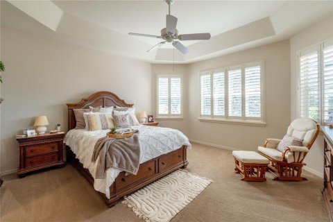 House in The Villages, Florida 3 bedrooms, 192.77 sq.m. № 2227963 - photo 21