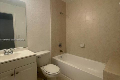 Купить таунхаус в Хомстед, Флорида 3 спальни, 132.2м2, № 2031118 - фото 14