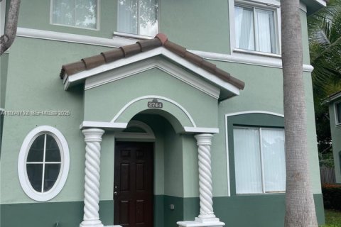 Купить таунхаус в Хомстед, Флорида 3 спальни, 132.2м2, № 2031118 - фото 17