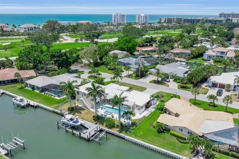 House in Longboat Key, Florida 3 bedrooms, 282.89 sq.m. № 2215010 - photo 3