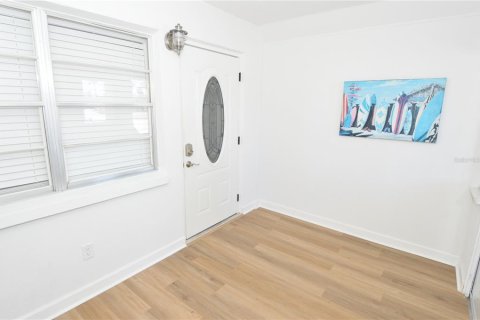 Condominio en alquiler en Saint Petersburg, Florida, 1 dormitorio, 58.06 m2 № 2095752 - foto 5