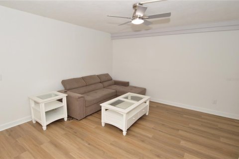 Condominio en alquiler en Saint Petersburg, Florida, 1 dormitorio, 58.06 m2 № 2095752 - foto 19