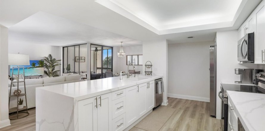 Condo à Delray Beach, Floride, 2 chambres  № 2146337