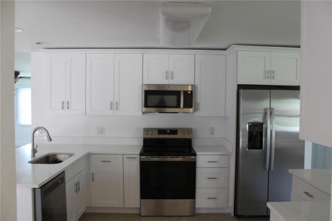Casa en venta en Largo, Florida, 3 dormitorios, 216.65 m2 № 1619079 - foto 8