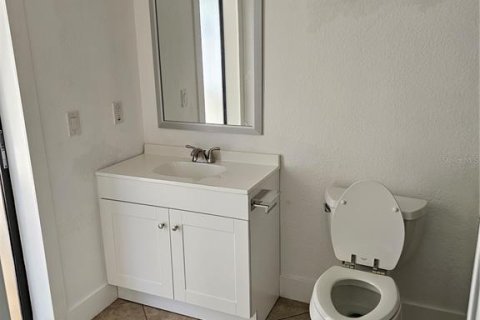 Casa en venta en Largo, Florida, 3 dormitorios, 216.65 m2 № 1619079 - foto 21