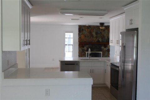 Casa en venta en Largo, Florida, 3 dormitorios, 216.65 m2 № 1619079 - foto 9