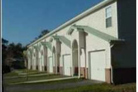 Adosado en alquiler en Fort Walton Beach, Florida, 2 dormitorios, 106 m2 № 561996 - foto 1