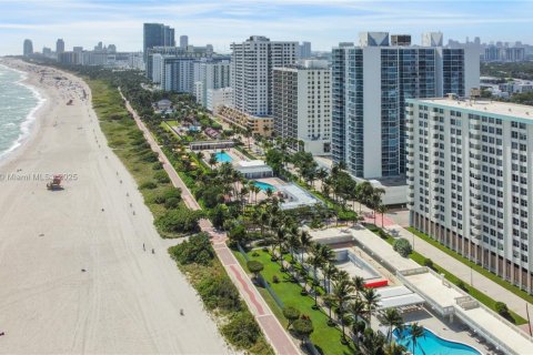 Купить кондоминиум в Майами-Бич, Флорида 2 спальни, 152.82м2, № 1983267 - фото 20