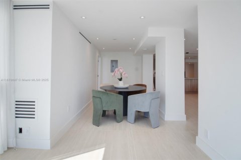 Купить кондоминиум в Майами-Бич, Флорида 2 спальни, 152.82м2, № 1983267 - фото 8