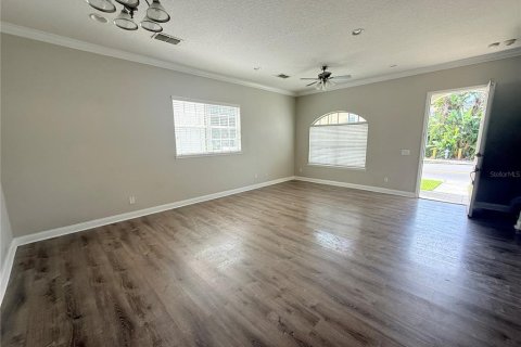 Adosado en alquiler en Winter Park, Florida, 3 dormitorios, 172.05 m2 № 1903276 - foto 2