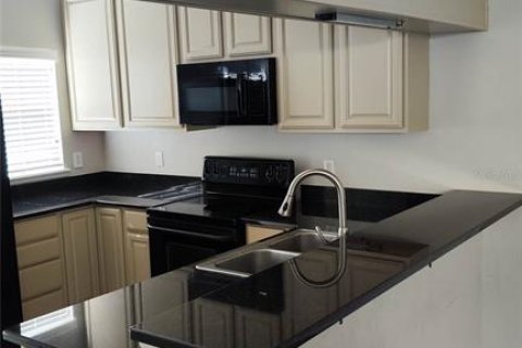 Adosado en alquiler en Winter Park, Florida, 3 dormitorios, 172.05 m2 № 1903276 - foto 4