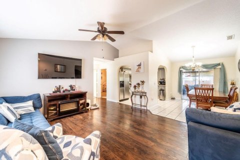 Villa ou maison à vendre à Deltona, Floride: 3 chambres, 108.51 m2 № 1760344 - photo 5