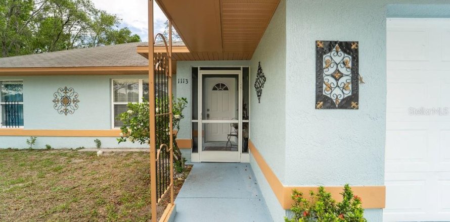 Casa en Deltona, Florida 3 dormitorios, 108.51 m2 № 1760344