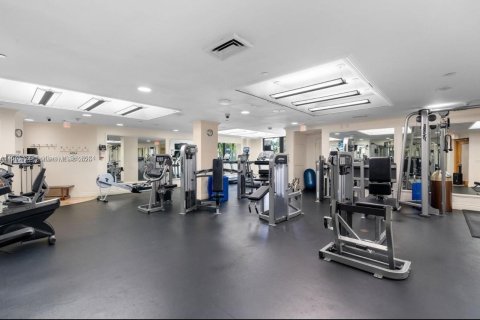 Condo in Key Biscayne, Florida, 2 bedrooms  № 1974788 - photo 22