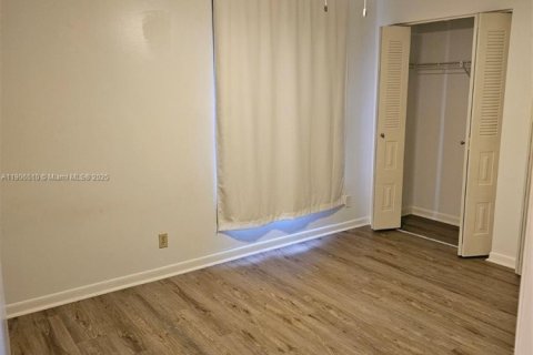 Townhouse in Boca Raton, Florida 3 bedrooms, 134.62 sq.m. № 1957192 - photo 12