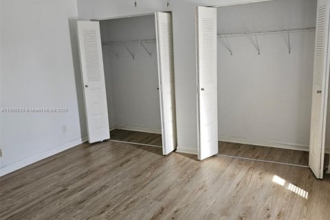 Townhouse in Boca Raton, Florida 3 bedrooms, 134.62 sq.m. № 1957192 - photo 8