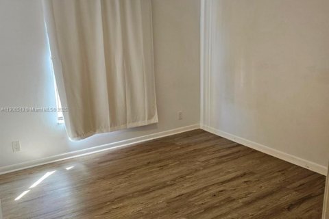 Townhouse in Boca Raton, Florida 3 bedrooms, 134.62 sq.m. № 1957192 - photo 13