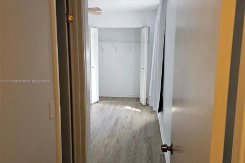 Townhouse in Boca Raton, Florida 3 bedrooms, 134.62 sq.m. № 1957192 - photo 7