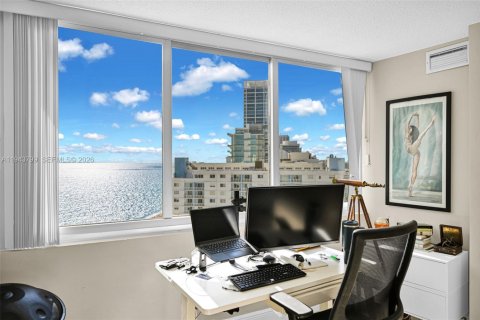 Снять в аренду кондоминиум в Майами-Бич, Флорида 1 спальня, 93.83м2, № 2002338 - фото 4