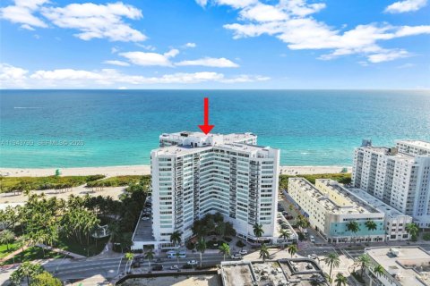 Снять в аренду кондоминиум в Майами-Бич, Флорида 1 спальня, 93.83м2, № 2002338 - фото 29