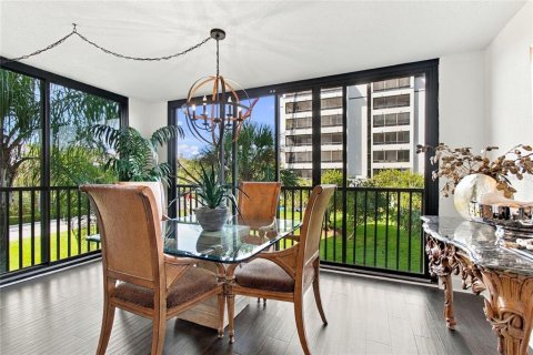Condo in Clearwater, Florida, 3 bedrooms  № 2401018 - photo 25