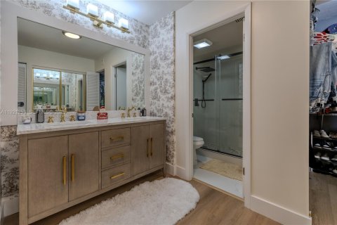 Copropriété à louer à Hollywood, Floride: 2 chambres, 128.48 m2 № 1976868 - photo 8