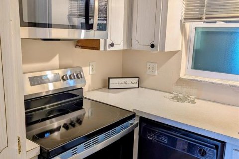 Copropriété à vendre à Saint Petersburg, Floride: 1 chambre, 69.68 m2 № 1529771 - photo 16