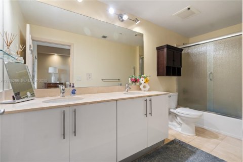 Condo in Aventura, Florida, 3 bedrooms  № 2089735 - photo 23