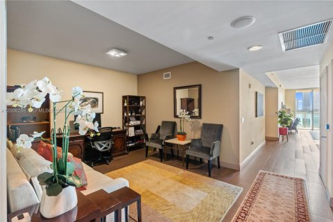 Condo in Aventura, Florida, 3 bedrooms  № 2089735 - photo 15