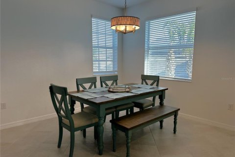 Touwnhouse à louer à Punta Gorda, Floride: 3 chambres, 196.02 m2 № 1812998 - photo 6