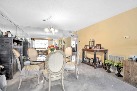 Condominio en venta en Sunrise, Florida, 2 dormitorios, 127 m2 № 1818529 - foto 13