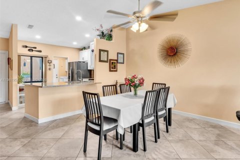 Villa ou maison à vendre à Boca Raton, Floride: 2 chambres, 117.24 m2 № 2262493 - photo 10