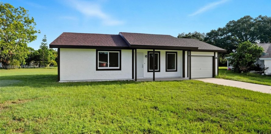House in LaBelle, Florida 2 bedrooms № 1946171