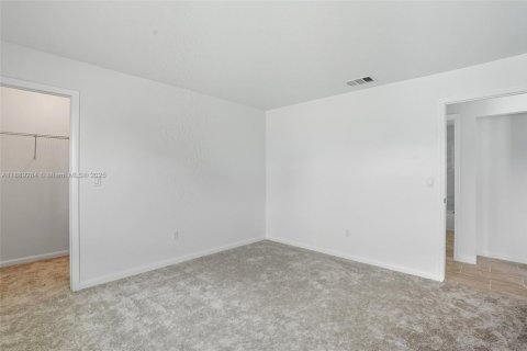 House in LaBelle, Florida 2 bedrooms № 1946171 - photo 27