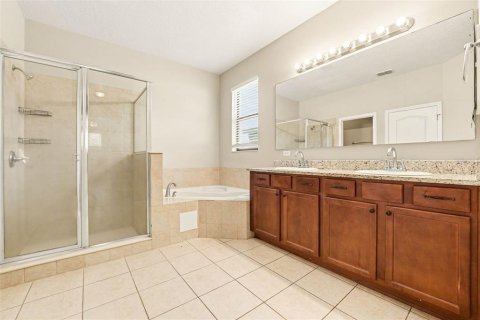 Villa ou maison à vendre à Kissimmee, Floride: 4 chambres, 225.01 m2 № 2142996 - photo 8