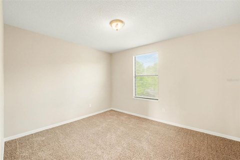 Villa ou maison à vendre à Kissimmee, Floride: 4 chambres, 225.01 m2 № 2142996 - photo 11