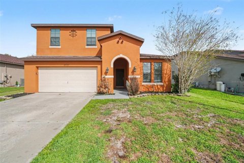 Villa ou maison à Kissimmee, Floride 4 chambres, 225.01 m2 № 2142996