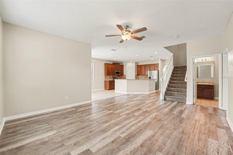 Villa ou maison à vendre à Kissimmee, Floride: 4 chambres, 225.01 m2 № 2142996 - photo 18
