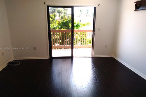 Townhouse in Hollywood, Florida 2 bedrooms, 106.84 sq.m. № 1891554 - photo 17