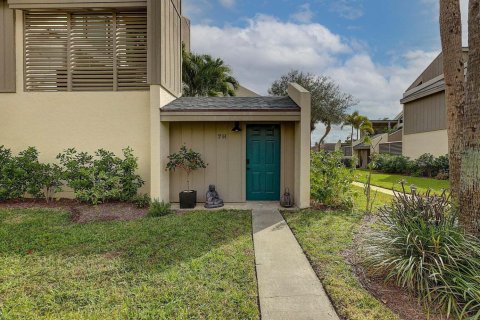 Copropriété à louer à Jupiter, Floride: 2 chambres, 107.77 m2 № 1044160 - photo 1