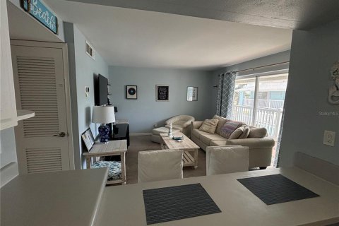 Copropriété à vendre à Cocoa Beach, Floride: 2 chambres, 67.35 m2 № 2195702 - photo 5